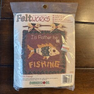 Vtg Dimensions Applique Felt Works Kit, I'd Rather Be Fishing" 62033 NEW